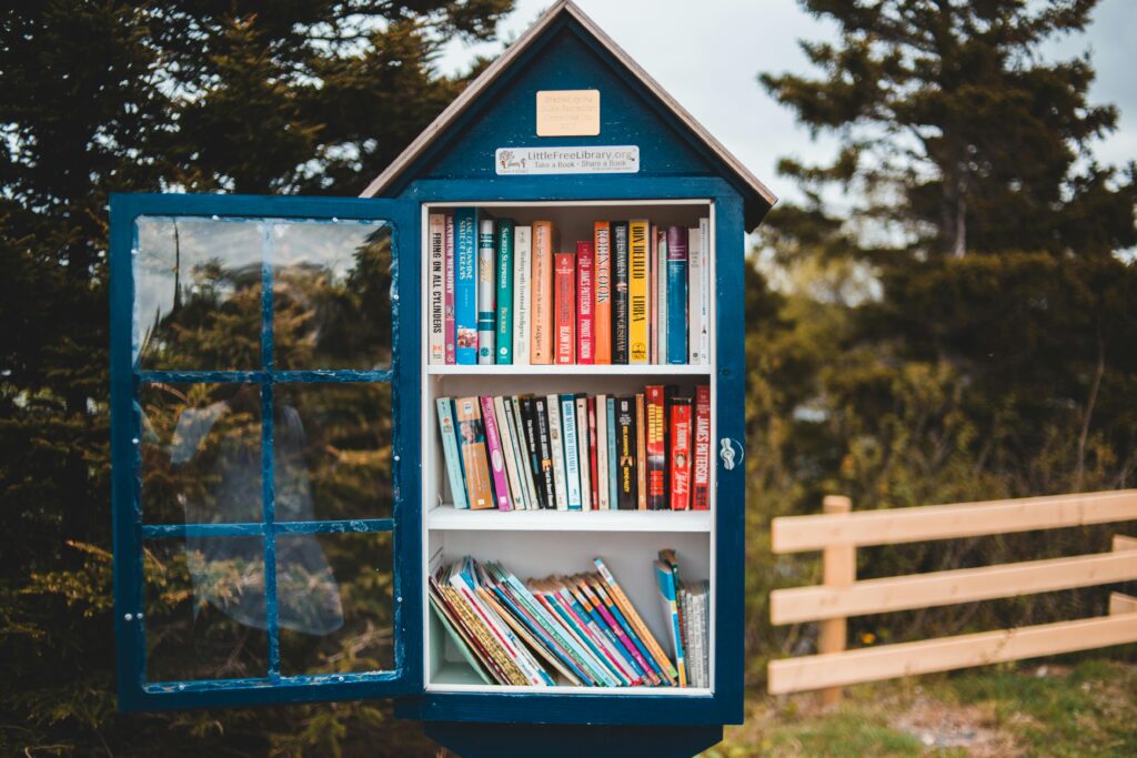 Little Free Library World Map – free book-sharing box
